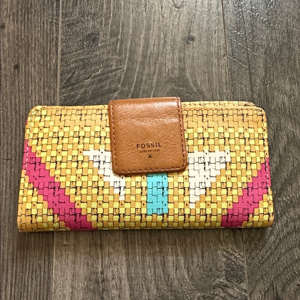 NWOT Fossil Colorful Wallet